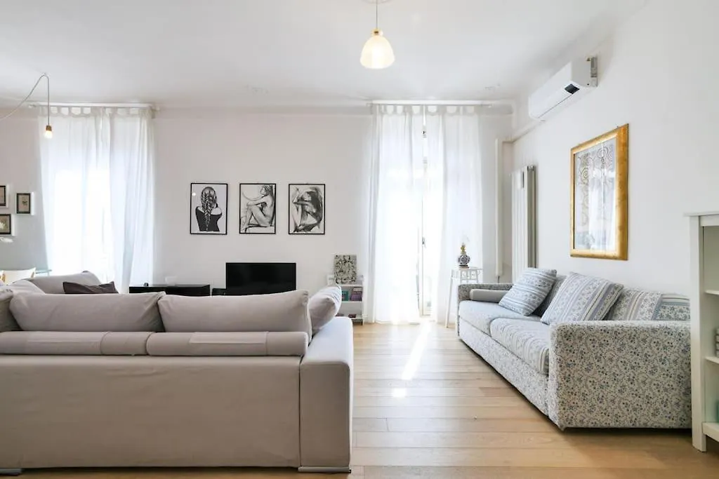 Ferienwohnung Primopiano - Rinuccini Mailand